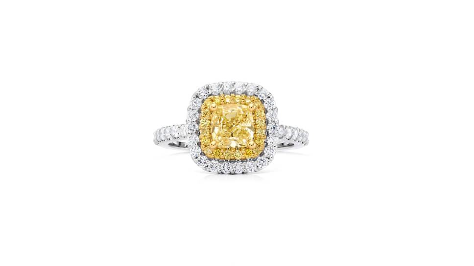 Кольцо, белое и желтое золото, центральный желтый бриллиант (2,52 карата), бесцветные и желтые бриллианты (общим весом 0,79 карата)