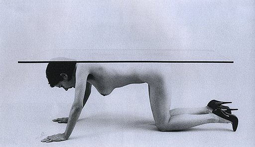 Джемима Стели. «Стол 2», 1997–1998 годы. Фотография. Эстимейт &amp;#163;5–7 тыс.