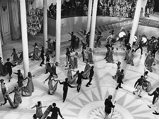 «Конгресс танцует», режиссер Эрик Чарелл, 1931 год