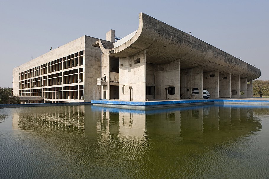 Здание Ассамблеи, Чандигарх, Индия, 1951-1962 годы 
