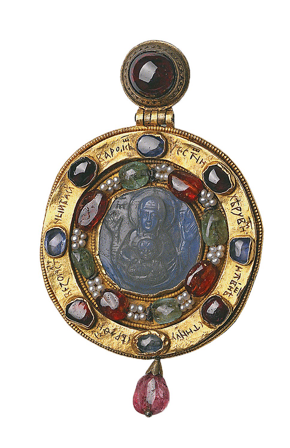 Панагия с камеей «Богоматерь
Воплощение», вторая
половина XI — начало XII века,
оправа — конец XIV века