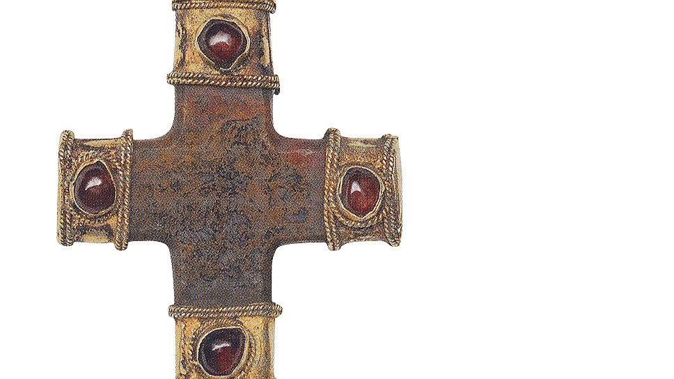Наперсный крест,
XII век