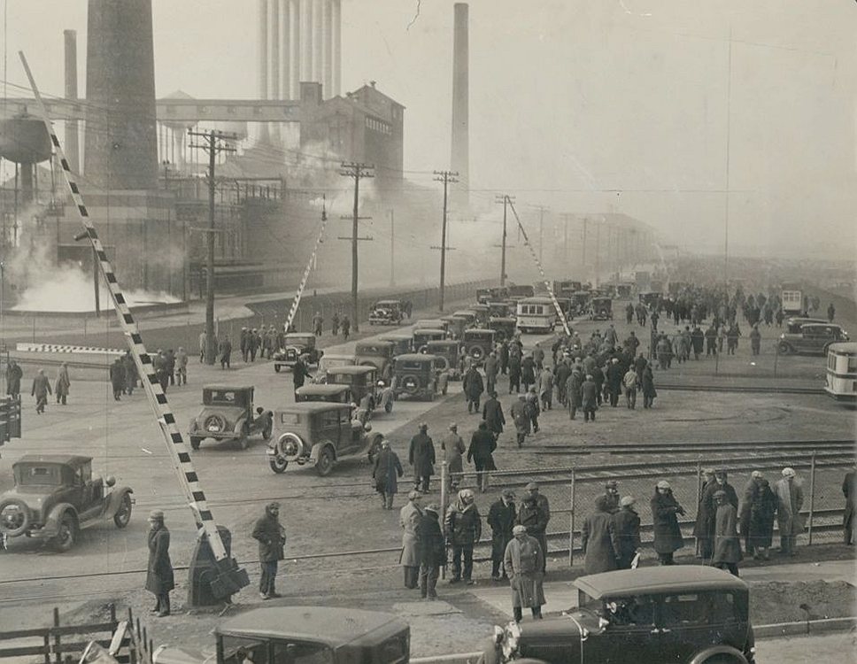 &quot;Бойня на заводе Форда&quot;, 1932 год. Начало стачки в Детройте, 8 марта 1932 года