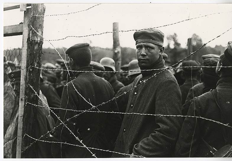 &amp;quot;Сен-Феликс, немецкие пленные в лагере, Эна&amp;quot;, 24 октября 1917 года 