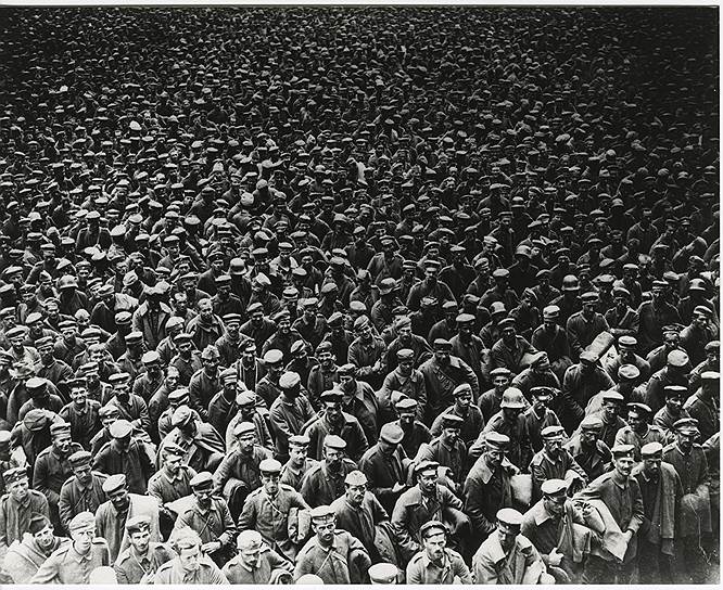 Выставка &amp;quot;Война, покончившая с миром&amp;quot; в МАММ. Пленные британской армии, 1918 год 
