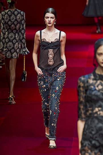 Женская коллекция Dolce &amp; Gabbana «весна-лето 2015»