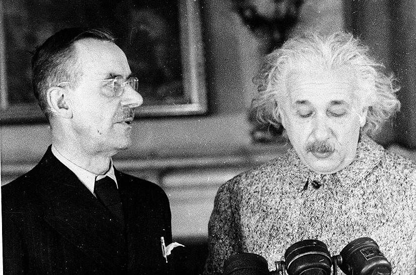 С Альбертом Эйнштейном
в Принстоне. США, 1938 год