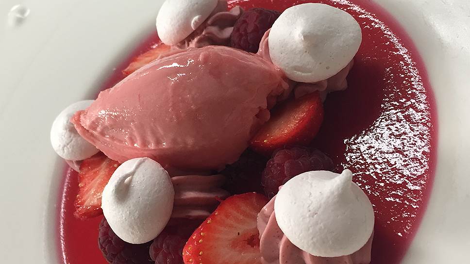 Десерт «Розовый ветерок» по мотивам рецепта Оливье Рота