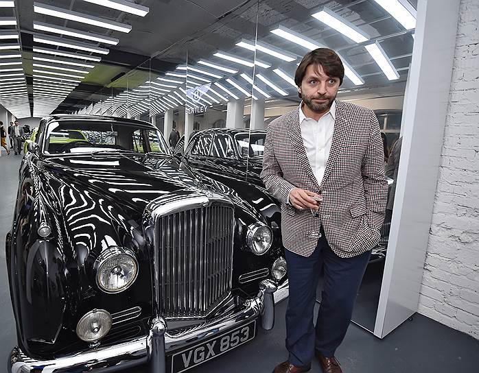 Главный редактор журнала Forbes Николай Усков на открытии выставки Bentley: Be Extraordinary на фабрике &quot;Большевик&quot; 

