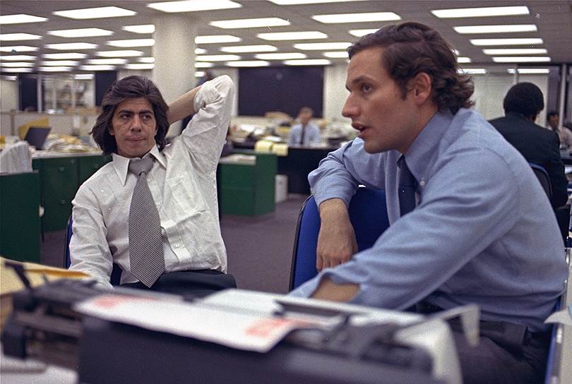 Боб Вудворд (справа) и Карл Бернстайн, 7 мая 1973 года 