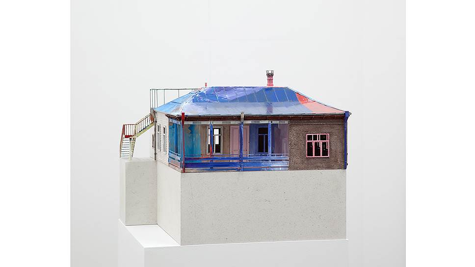 «Пока без названия (дом)», 2012