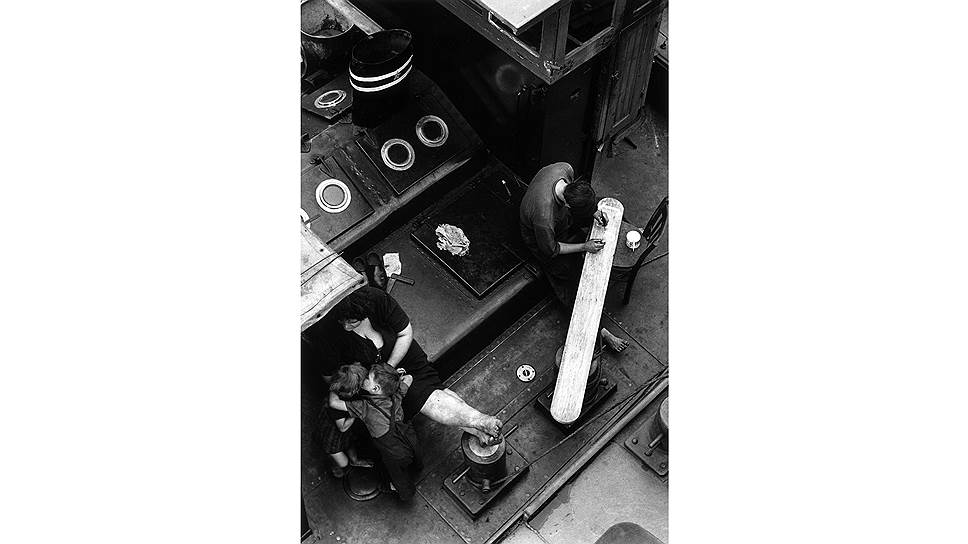 «Париж, лодка на Сене», 1954