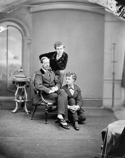 Фанни (стоит), Лорд Артур Клинтон и Стелла, 1869 