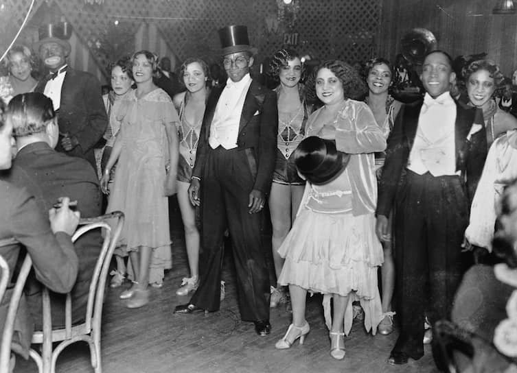Клуб Small's Paradise в Гарлеме, 1929