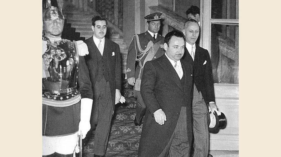Посол Коста-Рики Теодор Кастро (Иосиф Григулевич) на приеме в резиденции президента Италии, 1952