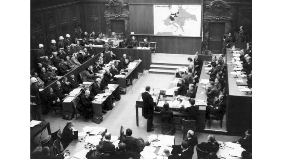 Прокурор Роберт Джексон дает показания на Нюрнбергском процессе, 1 ноября 1946 