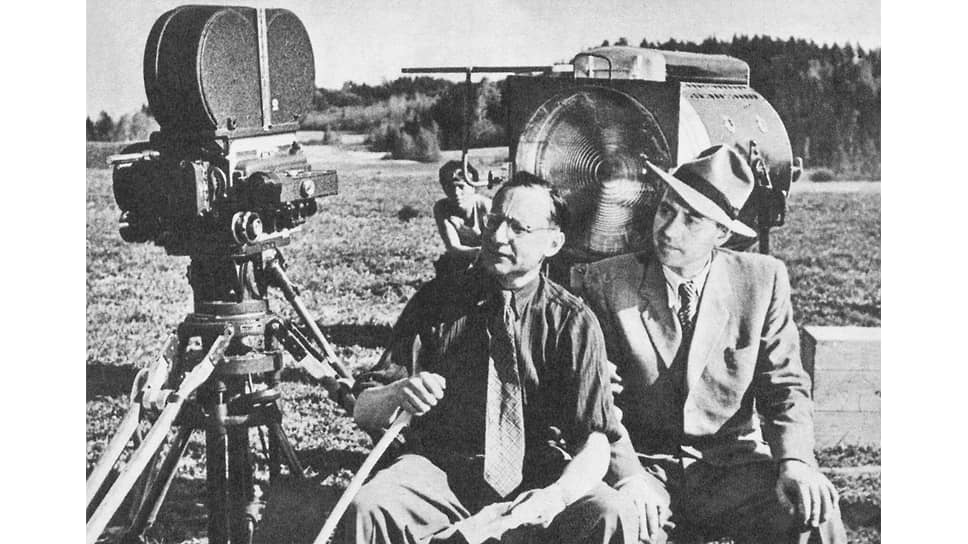 Герберт Раппапорт и Ганс Леберехт на съемках фильма «Свет в Коорди». ЭССР, 1955