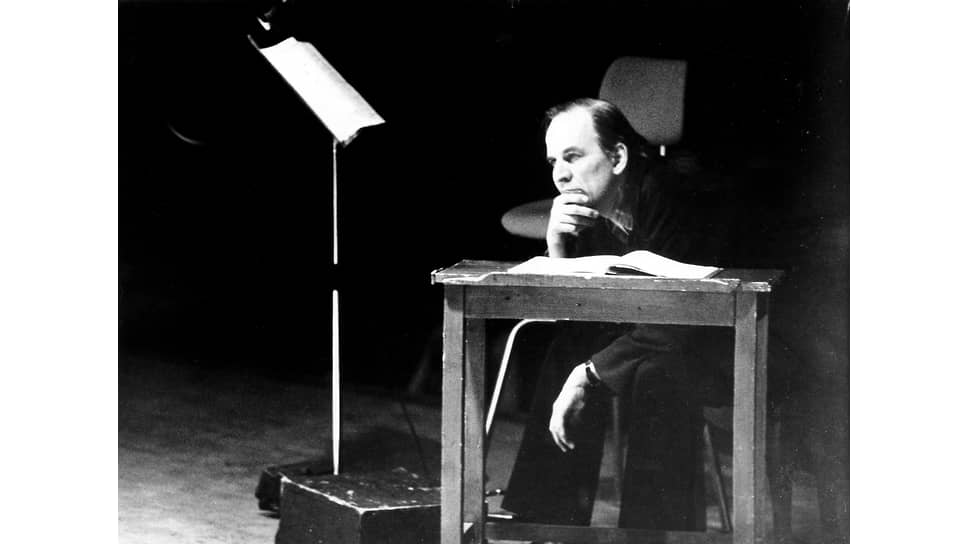 Ингмар Бергман на репетиции спектакля «Игра снов» в «Резиденцтеатр». Мюнхен, 1977