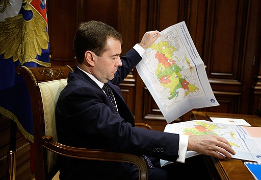 Сторонник повсеместных инноваций, Дмитрий Медведев лично занялся реформированием часовых поясов