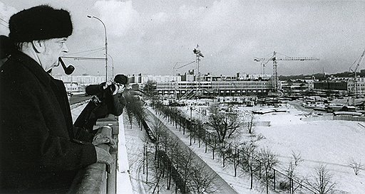 В январе 1978 года ничто в пейзаже Лужников не напоминало председателю МОК о мировой олимпийской столице