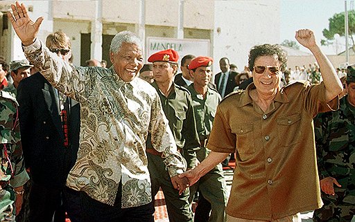 С Нельсоном Манделой (ЮАР), 1997