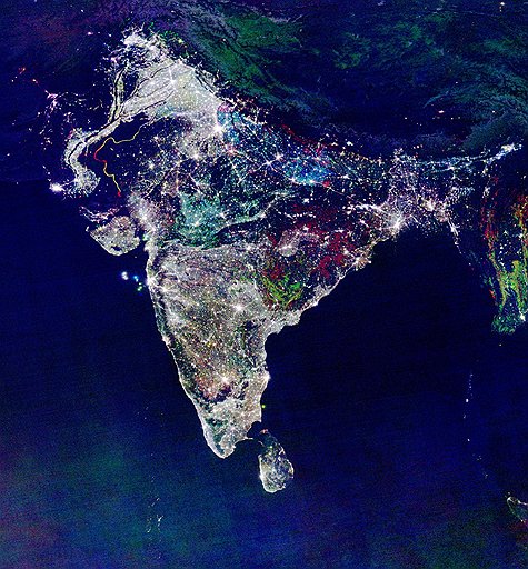 Результат экономического развития Индии хорошо виден из космоса: скоро полуостров Индостан -- родина просветления может стать ярче Северной Америки -- пионера электроосвещения