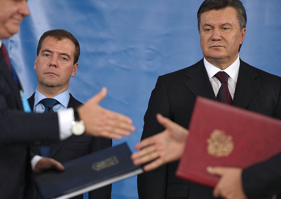 Президент Украины Виктор Янукович без особого энтузиазма смотрит на попадание в ряды Таможенного союза с Россией, Белоруссией и Казахстаном 