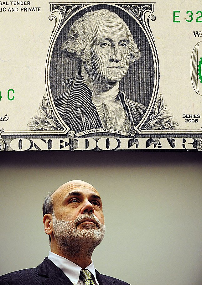 Мысленному взору Бена Бернанке открылась бесконечная вереница долларов, выходящих из-под печатного станка 