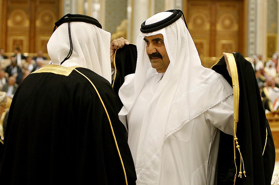Безопасность в регионе Персидского залива — залог стабильного дохода Катара от газового экспорта (на фото эмир Хамад бен Халифа аль-Тани) 