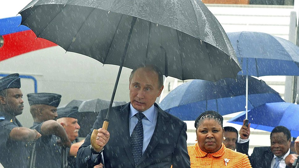 Владимир Путин и его коллеги по БРИКС не смогли договориться о создании фонда на случай финансовой бури 