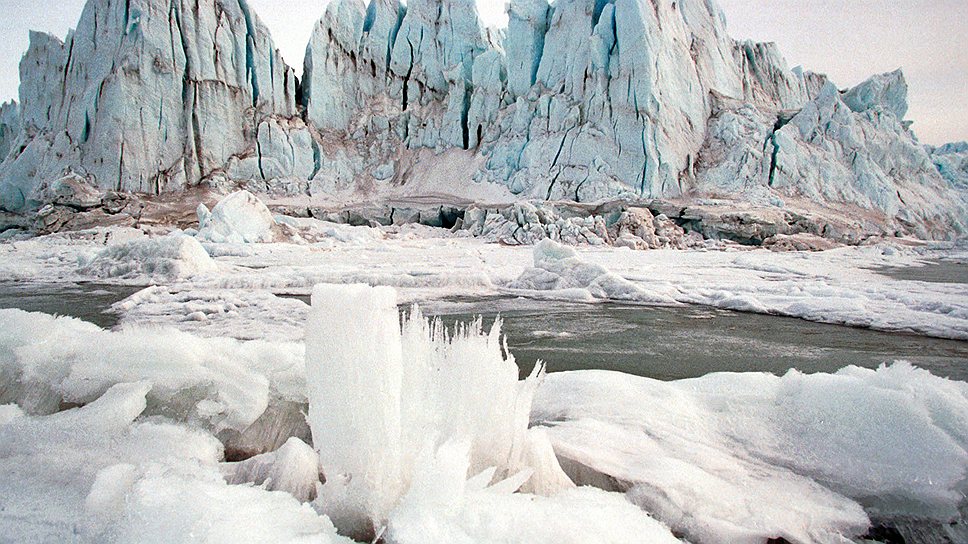 По оценкам ученых, за последние 20-40 лет площадь арктических льдов сократилась на 40%