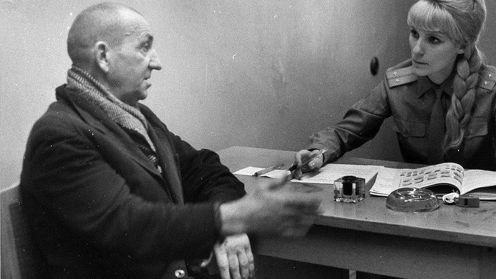 МВД СССР понимало, что заинтересованные в защите клиентов адвокаты серьезно усложнят работу по разоблачению своего подзащитного 
