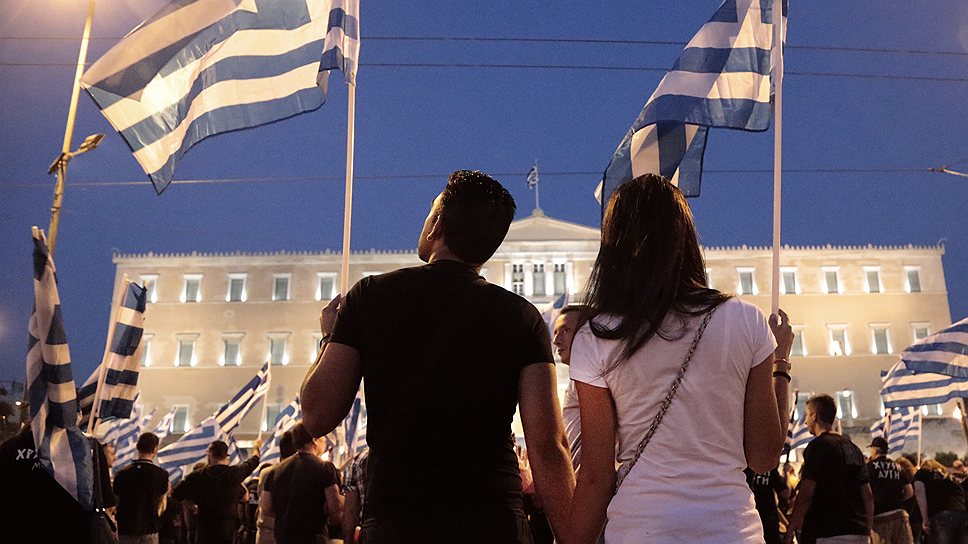 Экономический кризис выявил сходство Греции с рядом арабских государств