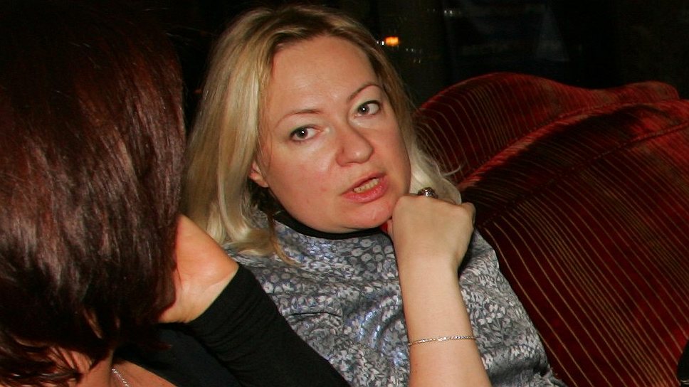 Многолетний опыт работы в СМИ обязательно поможет Марине Волковой (на фото — вторая слева) на новой должности