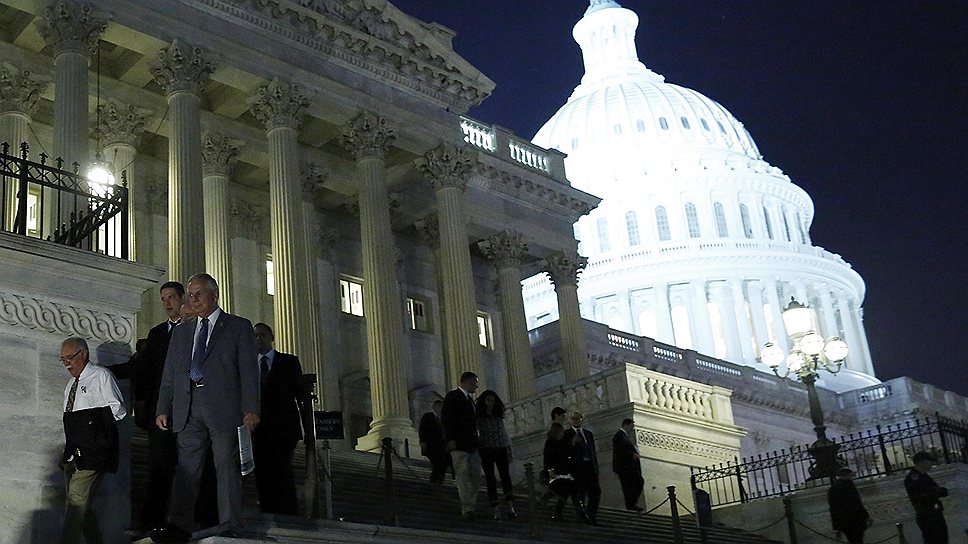Американские конгрессмены голосовали за повышение лимита государственного долга, невзирая на партийную принадлежность