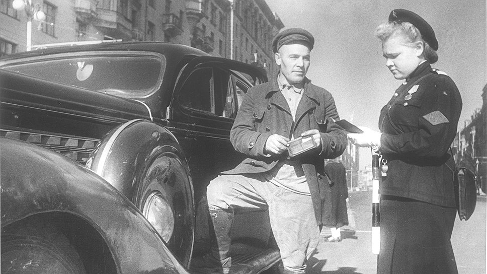 В любом городе СССР незнание местных правил движения дорого обходилось иногородним шоферам