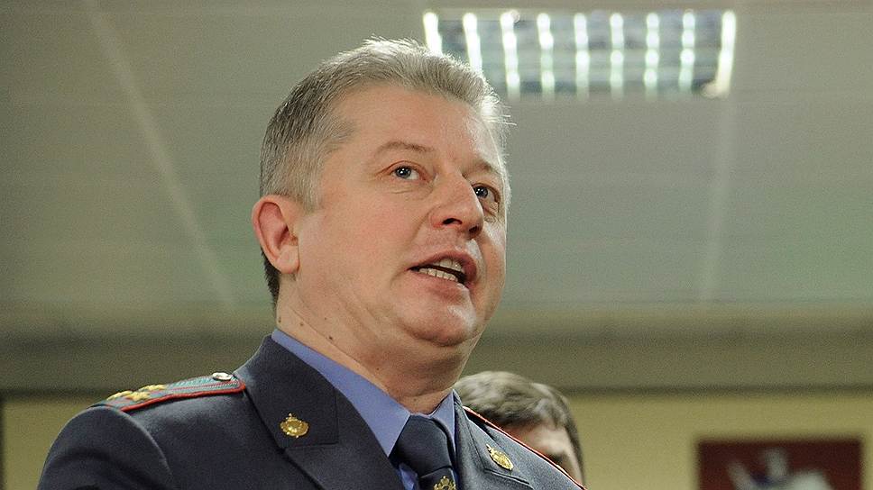 С 1985 года Александр Ильин работал в Ярославской госавтоинспекции, где прошел путь от госавтоинспектора до начальника управления ГИБДД УВД по Ярославской области