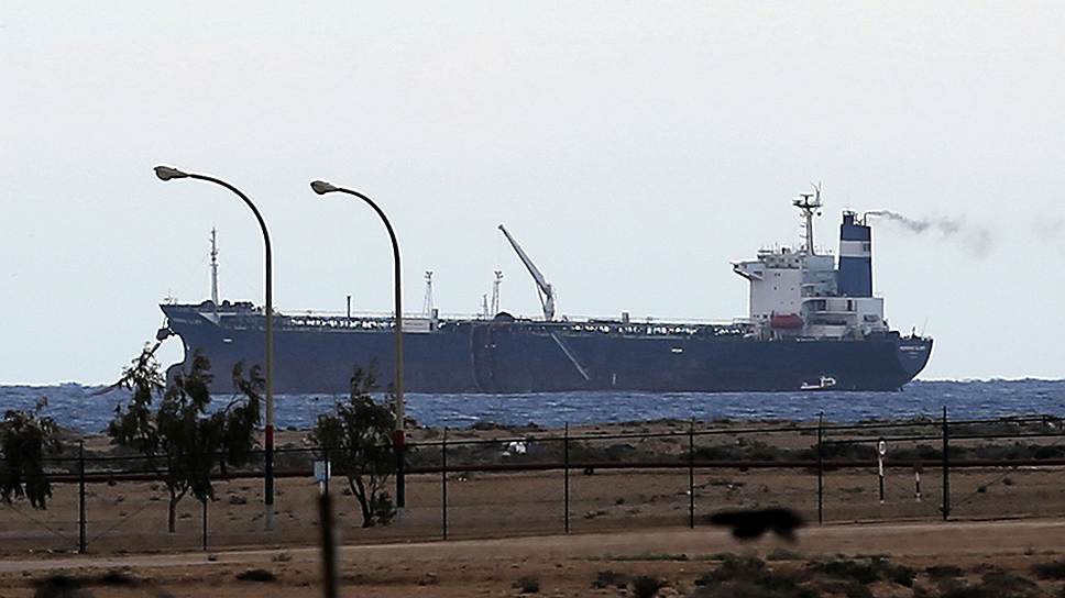 Владельцев греческого танкера подвело незнание геополитической обстановки