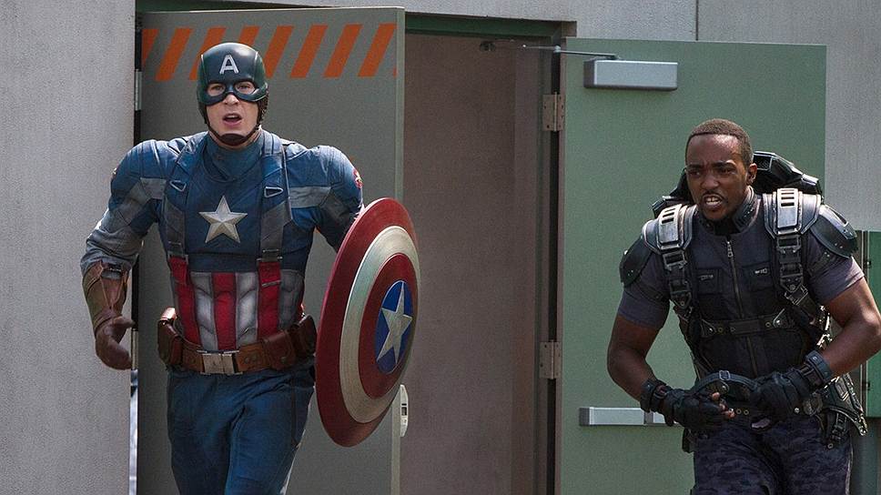 В российской версии фильма &quot;Первый мститель: Другая война&quot; Капитан Америка спасает мир, попутно изучая творчество Высоцкого 
