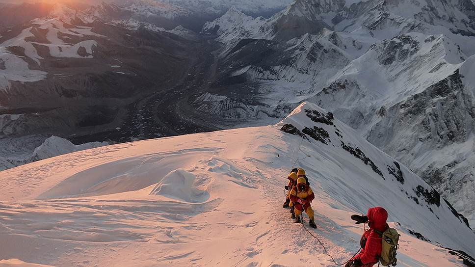 Перспектива лишиться восходящих на Эверест туристов сделала власти Непала очень сговорчивыми