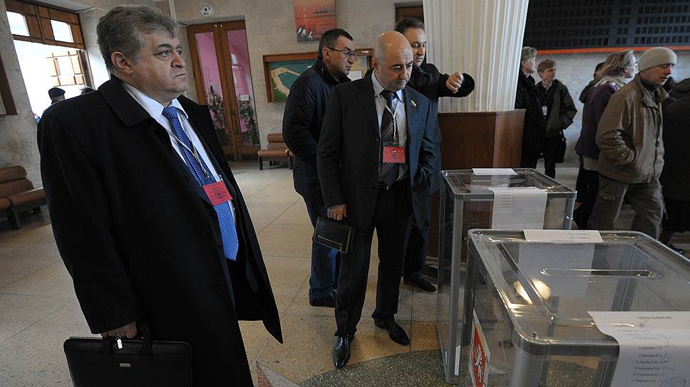На референдум в Крым приехали многие наблюдатели от правых европейских партий 
