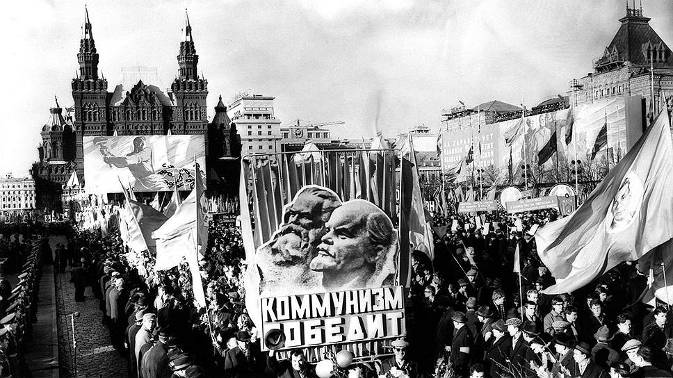 К 50-й годовщине советской власти в стране, идущей к коммунизму, появлялось все больше отсталых, обуржуазивающихся элементов