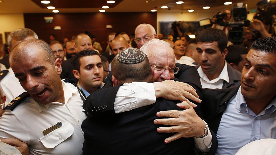 Получить президентский пост Реувену Ривлину (в центре) не помешало даже активное противодействие Биньямина Нетаньяху