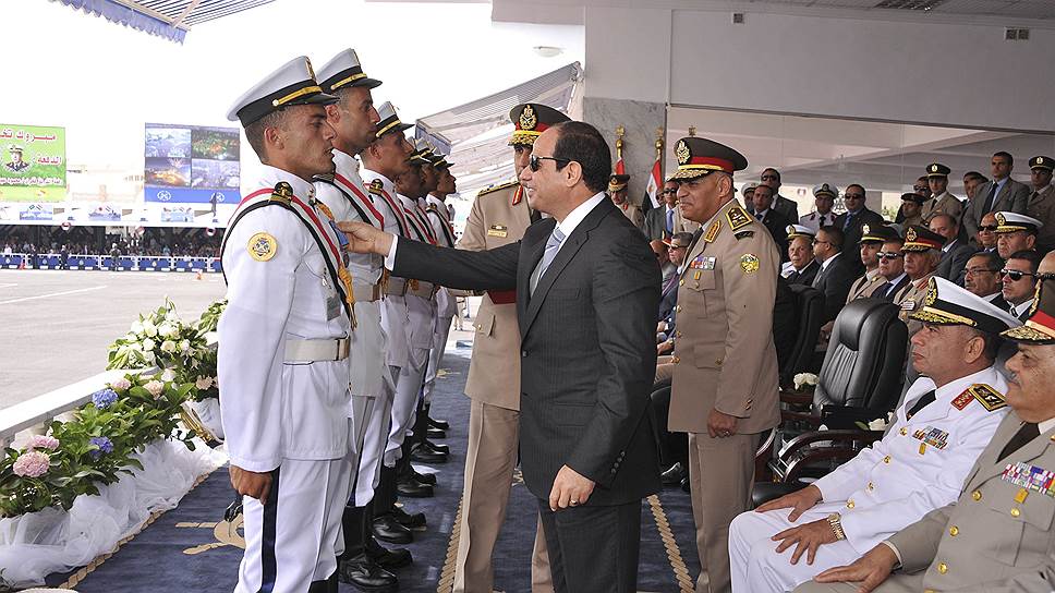 Неудивительно, что организатор военного переворота в Египте президент Абдель-Фаттах ас-Сисси на армию полагается гораздо больше, чем на независимую прессу