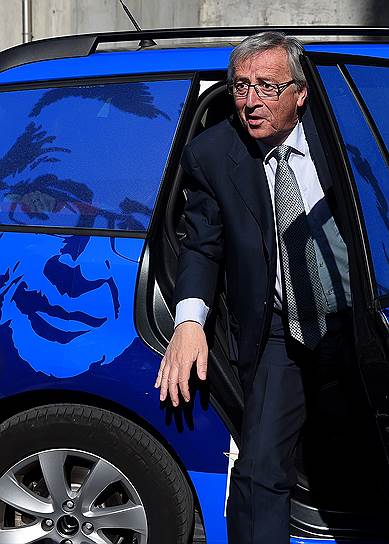 Жан-Клод Юнкер в должности председателя Еврокомиссии пугает британцев усилением власти Евросоюза на территории Соединенного Королевства 
