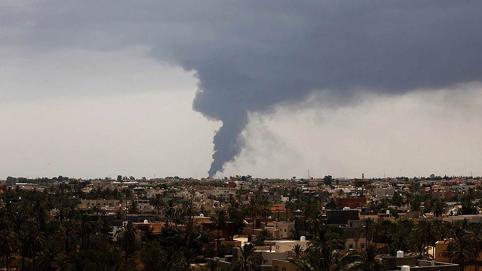 Самолеты Объединенных Арабских Эмиратов атаковали боевиков в Триполи до того, как их об этом попросили 
