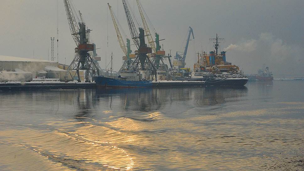 Курсовая работа: Порты пассажирские комплексы и морские вокзалы Украины