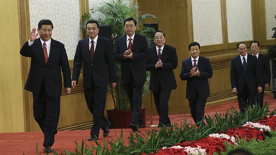 Судьба Чжоу Юнкана наверняка заставит переживать о своем будущем и других постоянных членов Политбюро Центрального комитета китайской Компартии (на фото — семерка в ноябре 2012 года) 
