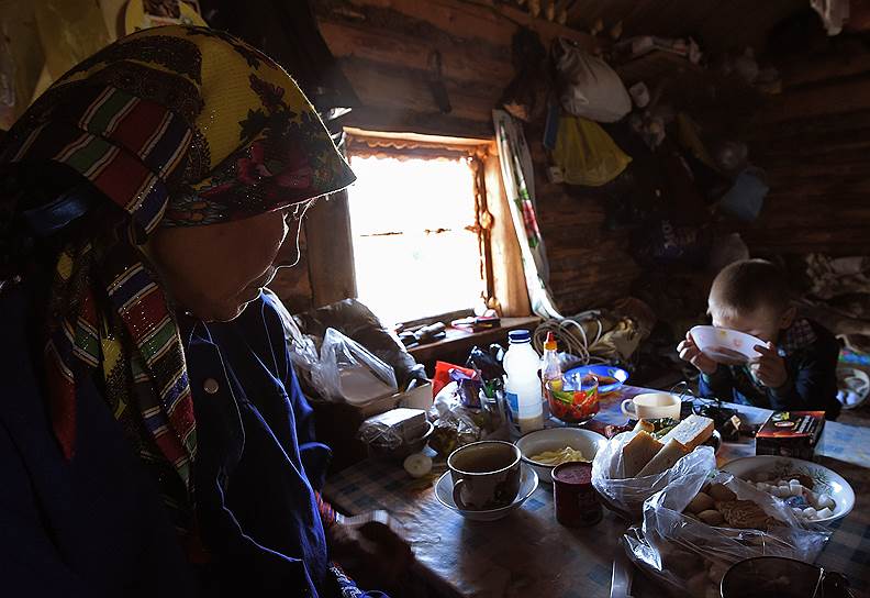 Ханты — одни из самых многочисленных коренных народов России, их насчитывается около 30 тыс. Однако таких, как Кечимов, живущих уединенно в лесу, остались единицы, и относятся к своим владениям они ревностно
