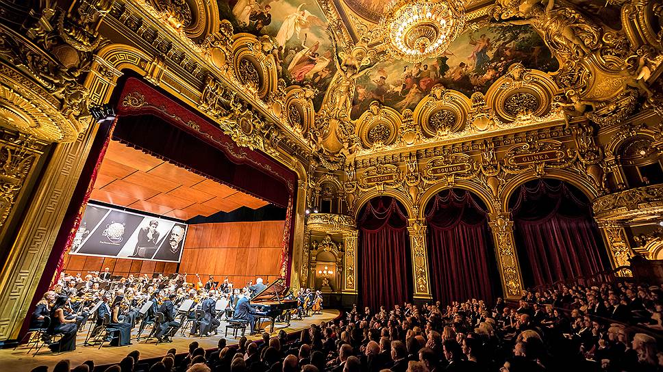 Концерт, посвященный закрытию года, состоялся в 17 декабря в Оперном театре Монако 
